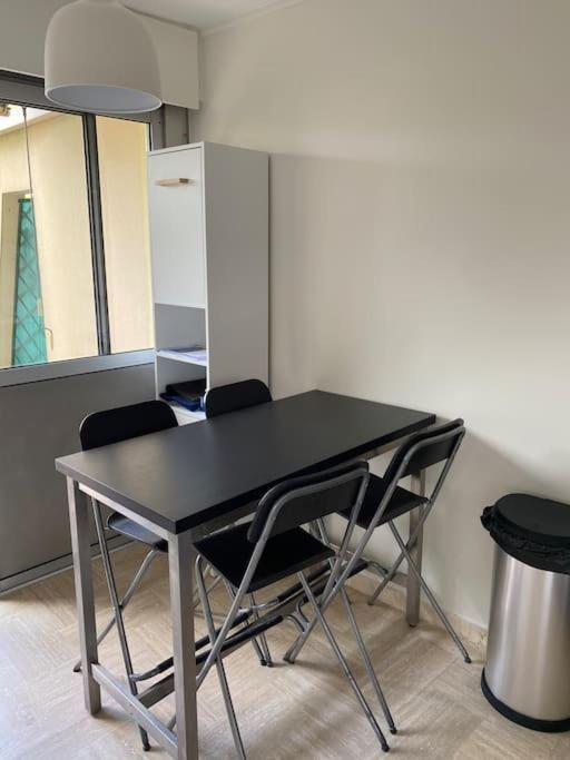 Studio Eleverca 3*- Rez De Jardin Terrasse - Axelle Loc'Appart 망들리유 라 나플 외부 사진