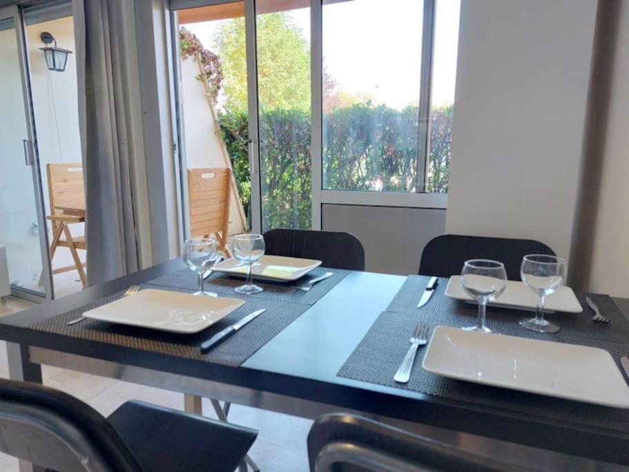 Studio Eleverca 3*- Rez De Jardin Terrasse - Axelle Loc'Appart 망들리유 라 나플 외부 사진