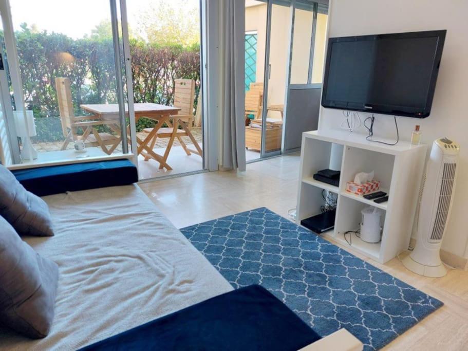 Studio Eleverca 3*- Rez De Jardin Terrasse - Axelle Loc'Appart 망들리유 라 나플 외부 사진